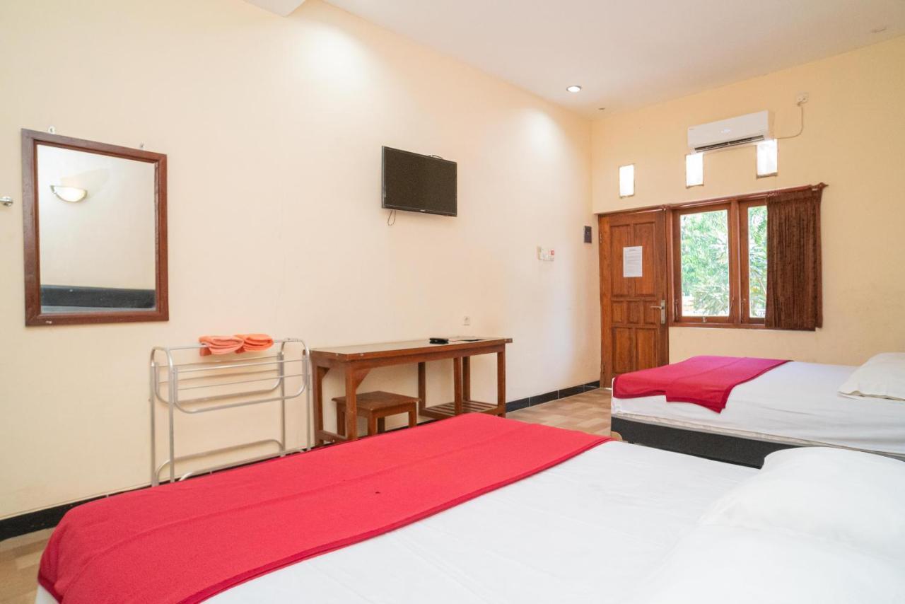 Hotel Reddoorz @ Panglima Sudirman Madiun Exteriér fotografie